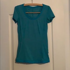 Lululemon top